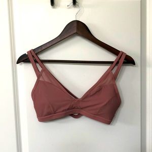 Lululemon sports bra, triangle top, size 8